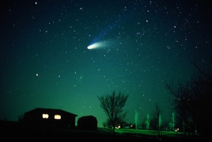 Ученые утверждают, что комета Галлея уничтожит Землю в 2061 году