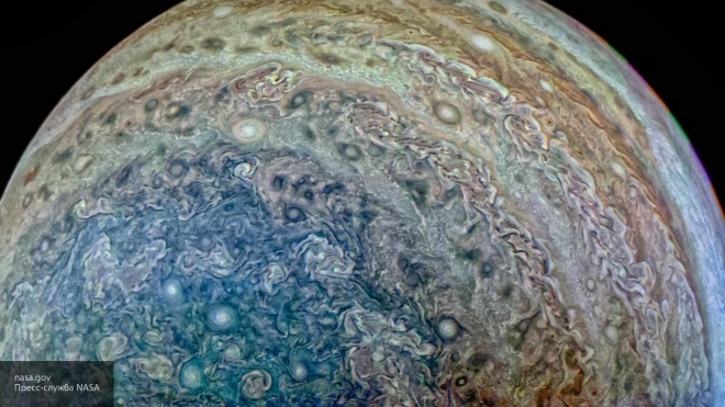 Астрономам удалось постичь загадку полярных сияний Юпитера