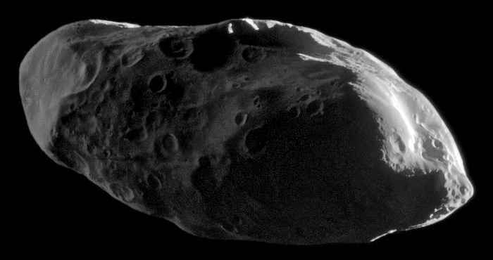 Уфологи отыскали потерпевшее крушение НЛО на спутнике Сатурна