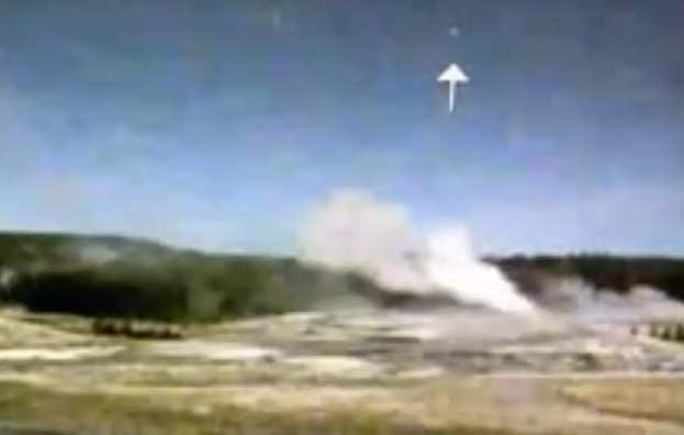 СМИ: пришельцы атакуют вулкан в Йеллоустоуне