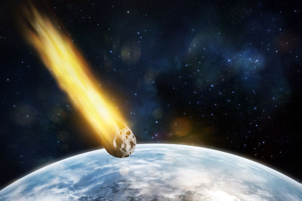 Громадный астероид 2012 ТС4 благополучно разминулся с Землей