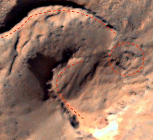Ученым удалось обнаружить на Марсе руины крепости