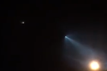 Ракета Falcon 9 сопровождалась инопланетянами с момента ее запуска