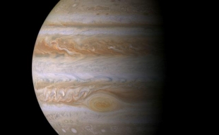 Исследователи космоса хотят превратить Юпитер в звезду