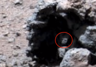 Скотт Уоринг нашел инопланетянина в марсианской пещере