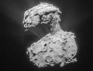 Астрономы: лед, покрывающий комету Чурюмова-Герасименко, старше Солнечной системы