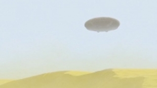 Турист из Германии засек очень необычную летающую тарелку, маячившую над Сахарой