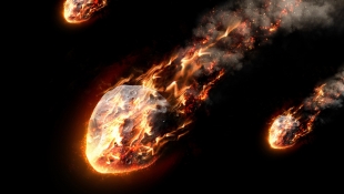 Космонавт с МКС заснял масштабное падение метеорита в Атлантический океан