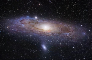 «Хабблу» удалось сфотографировать центр Млечного Пути